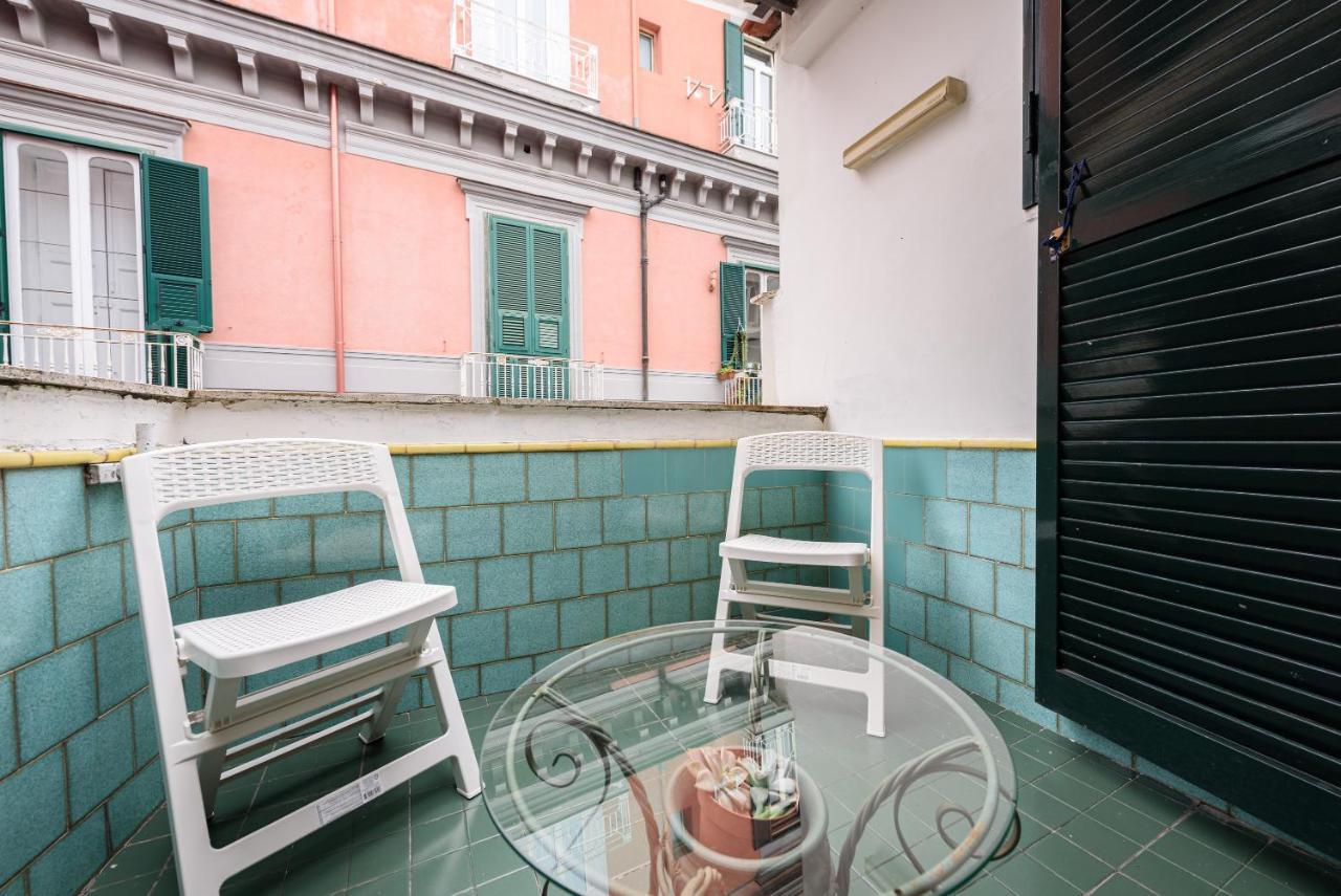 Via Avvocata 25 Apartman Nápoly Kültér fotó