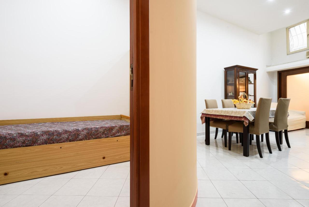 Via Avvocata 25 Apartman Nápoly Kültér fotó